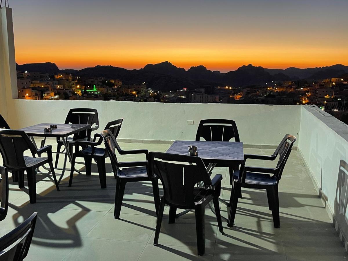 Petra Heart Hotel Wadi Musa Extérieur photo