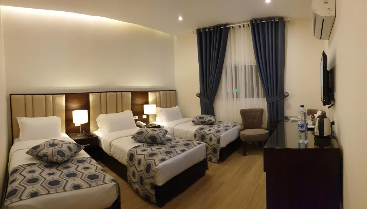 Petra Heart Hotel Wadi Musa Extérieur photo