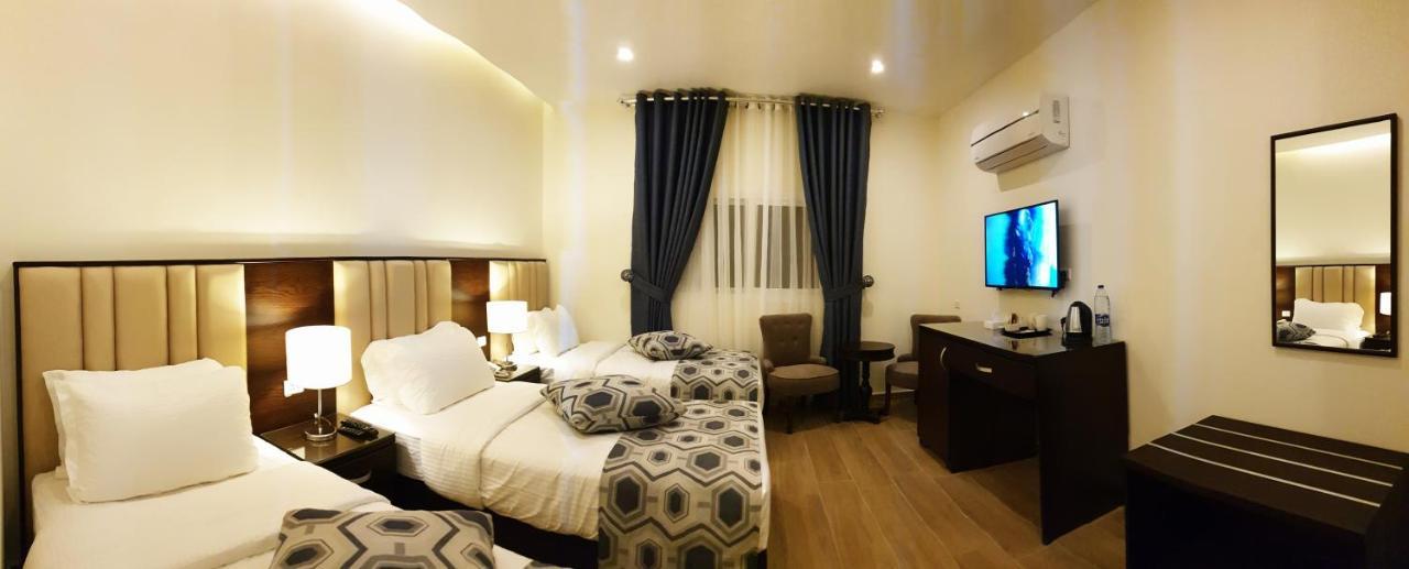 Petra Heart Hotel Wadi Musa Extérieur photo